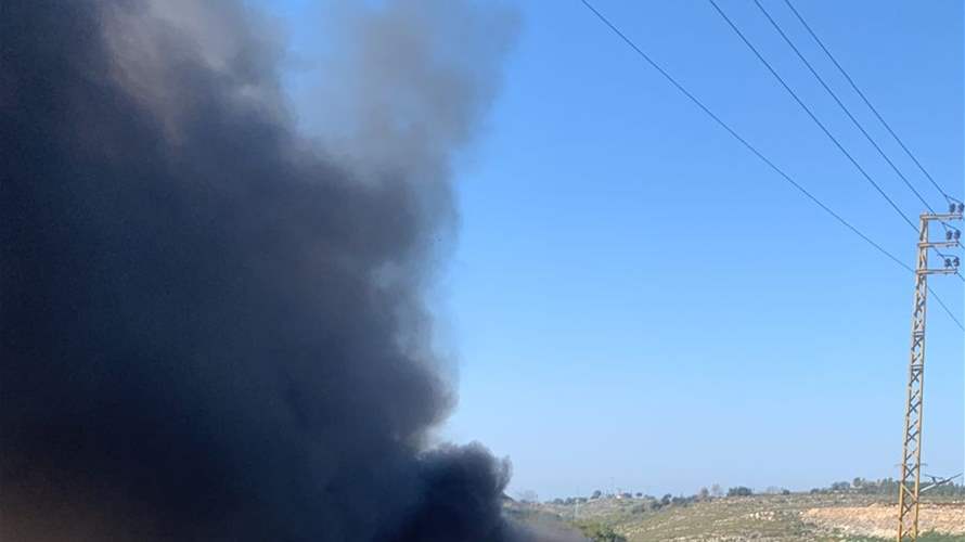 مسيرة تستهدف سيارة عند طريق شارنيه المؤدية الى بلدتي البازورية والبرج الشمالي