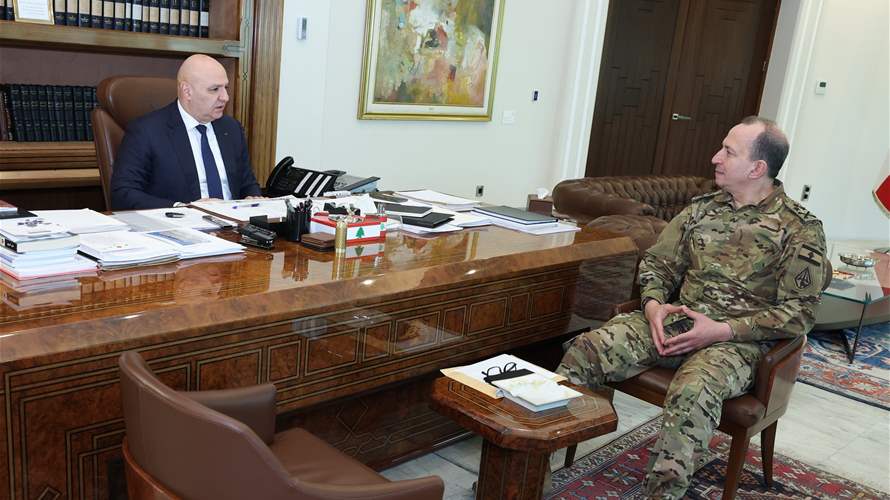 الرئيس جوزاف عون اطّلع من قائد الجيش العماد رودولف هيكل على التطورات الميدانية في الجنوب في ضوء استمرار اعتداءات إسرائيل وتوغلها في عدد من القرى الحدودية