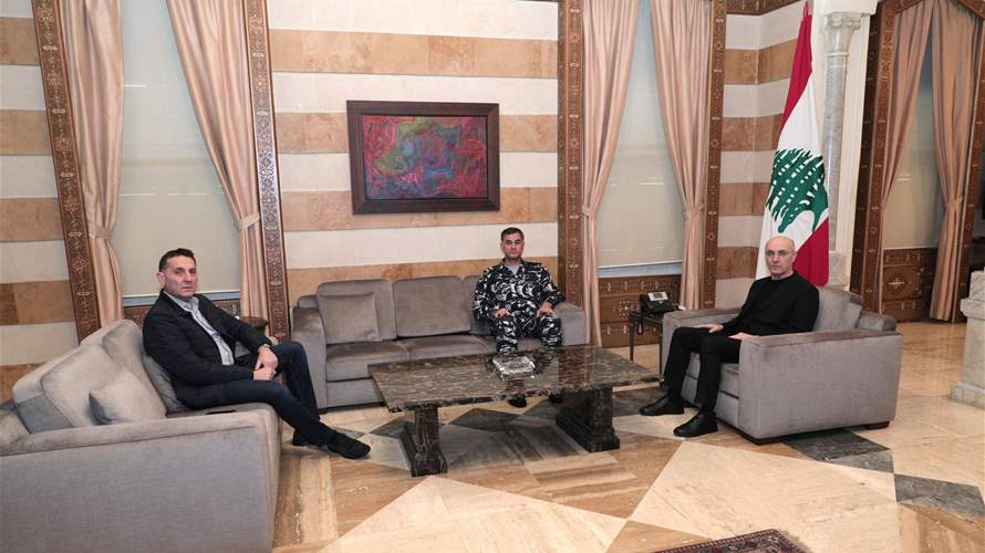 الحجار يبحث مع قيادات قوى الأمن الإجراءات الميدانية ومواكبة النزوح في ظلّ التصعيد