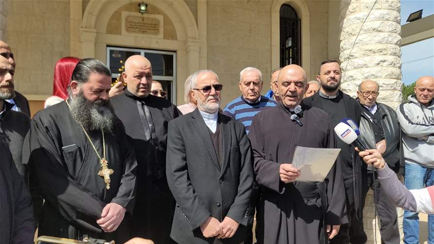 وقفة تضامنية لأبناء قرى مرجعيون تأكيداً للتمسك بالأرض والبقاء في القرى