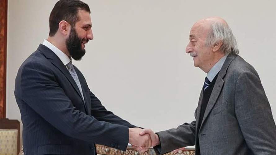 اتصال هاتفيّ بين جنبلاط والشرع: للتنسيق والتفاعل بين الحكومتين