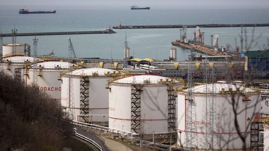 وزير الخزانة الأميركيّ: قد نرفع العقوبات عن المزيد من النفط الروسيّ