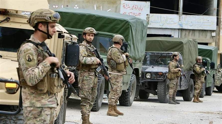 Lebanese soldier wounded by gunfire from Syrian side near Qasr–Hermel