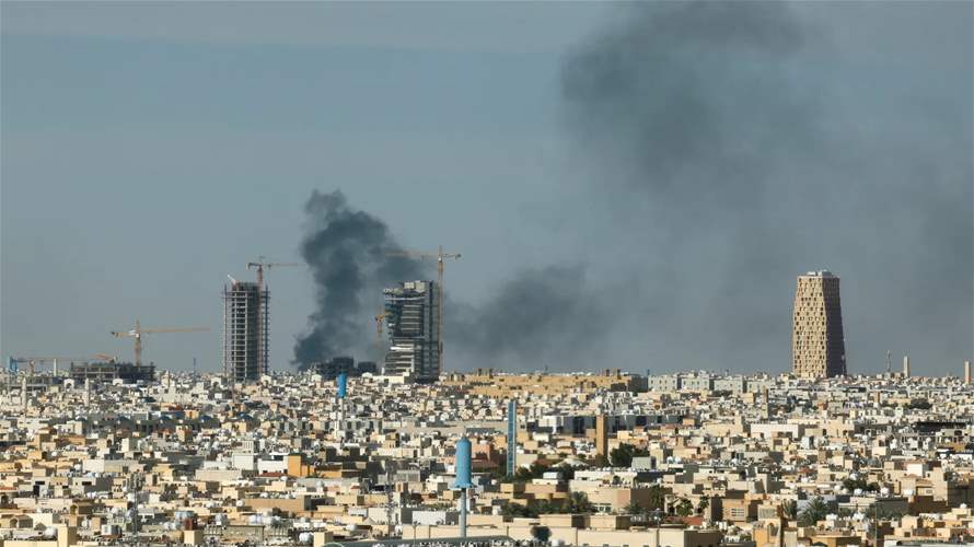 Missile targeting Saudi base falls 'in uninhabited area'