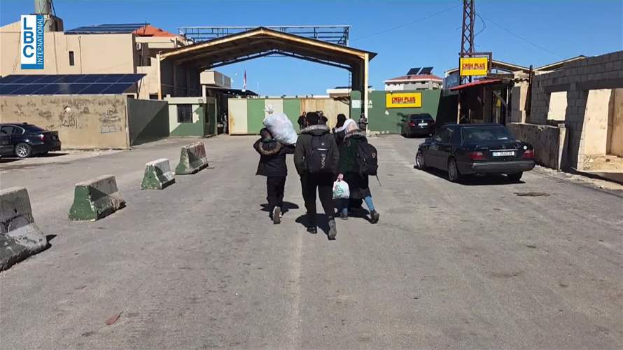 "للسوريين حصرا"... فتح معبر العريضة الحدودي أمام العابرين من لبنان إلى سوريا سيراً على الأقدام