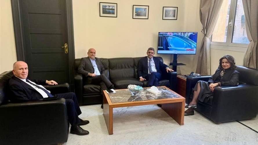 أبي رميا وحواط ومارتينوس تابعوا مع رئيس الحكومة ووزيري الداخلية والشؤون أوضاع النازحين الى جبيل