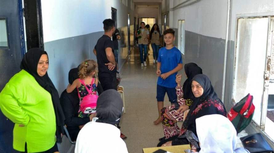 غرفة إدارة الكوارث في عكار: 8101 نازح موزعين على 19 مركز ايواء في المحافظة