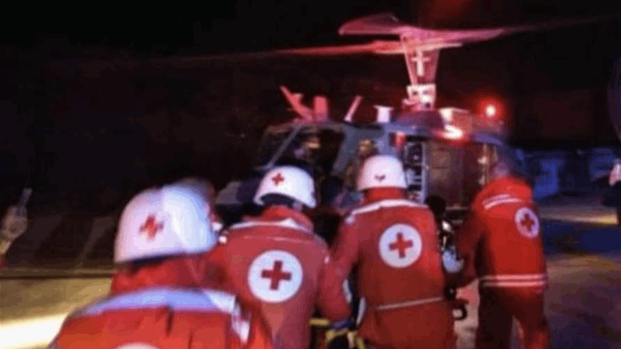 الصليب الأحمر اللبناني استنكر ما تعرضت له طواقمه خلال الإستجابة الإنسانية