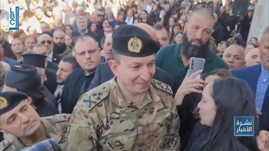  رسائل نارية في جنازة الأب الشهيد دعم للقائد وهجوم على الحزب وطرد نائب