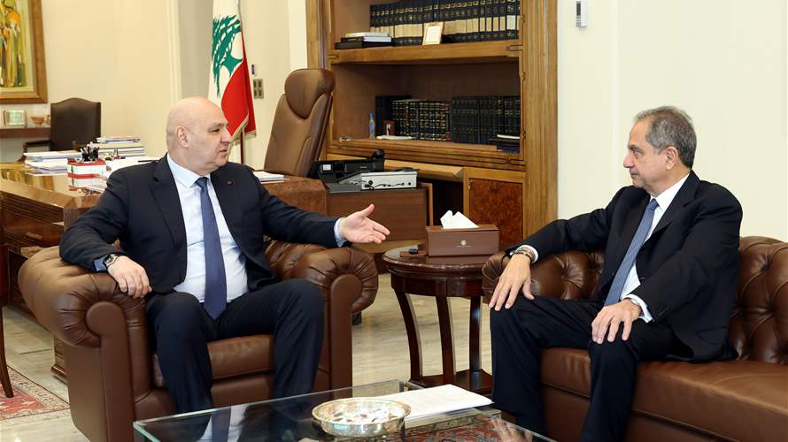 رئيس الجمهورية عرض مع صدي الإجراءات لضمان استقرار إمدادات الطاقة والمواد النفطية في الأسواق