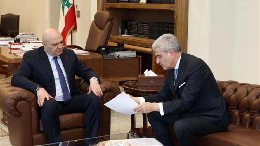 سلسلة لقاءات للرئيس عون...