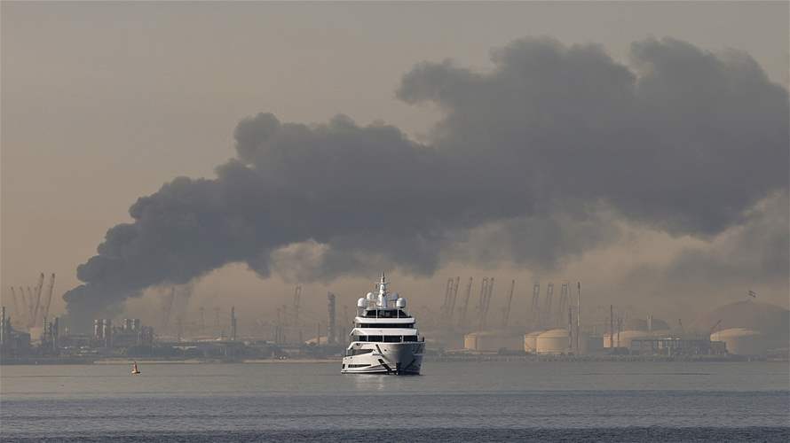 Iran urges UAE residents to stay away from ports