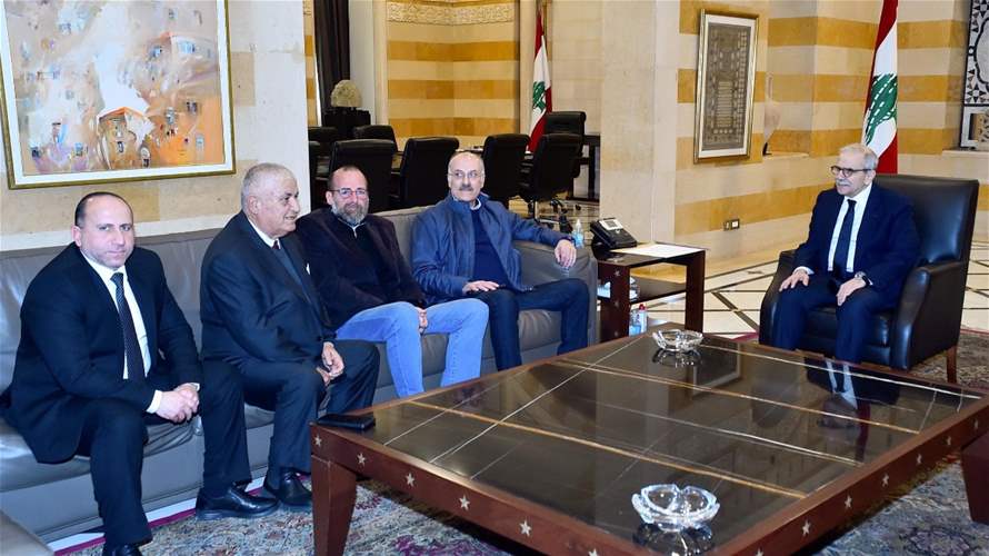 سلام إطلع على عمل خلية الأزمة في إقليم الخروب... عبد الله: لتسريع دفع المستحقات والمساعدات المطلوبة للبلديات 