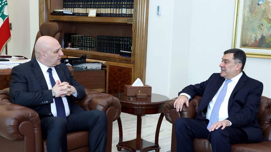 الرئيس عون نوه بجهود الحوت وموظفي طيران الشرق الاوسط لإبقاء التواصل قائماً بين لبنان والخارج