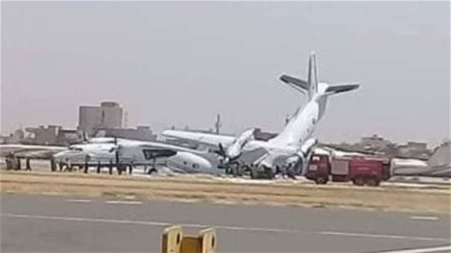 'Incident' involving plane, vehicle on LaGuardia runway: New York firefighters