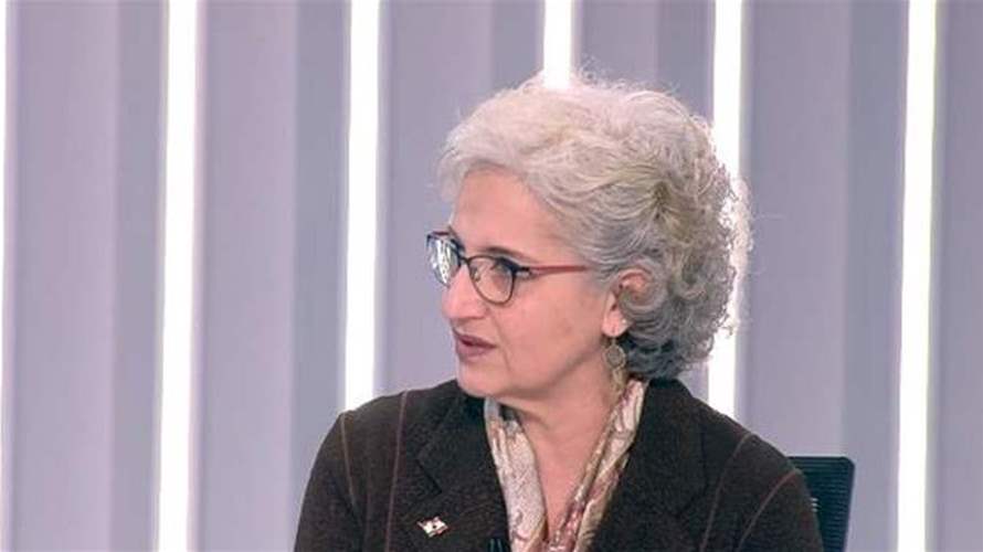 وزيرة التربية للـLBCI: هدفنا انقاذ العام الدراسي أما في ما خص الإمتحانات الرسمية فإن التوجه هو للتخطيط وكأنها ستحصل في وقتها واذا طرأ أي طارىء يعاد النظر بهذا القرار 