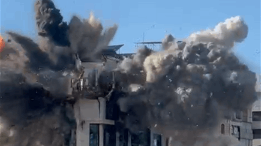Israeli airstrike hits threatened building in Ghobeiry