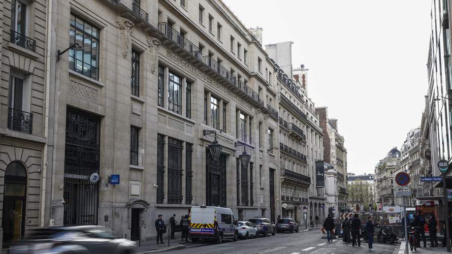 النيابة العامة الفرنسية تشتبه في صلة جماعة موالية لإيران بمحاولة تفجير "بنك أوف أميركا"