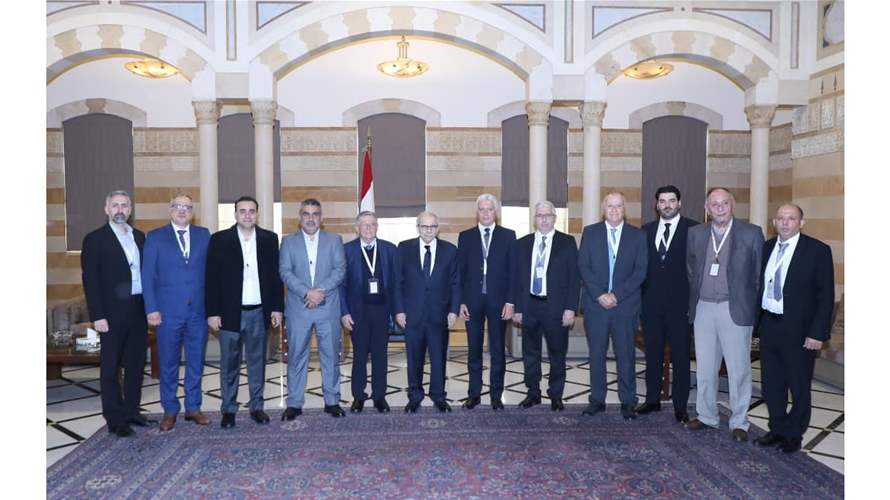 رئيس الحكومة استقبل وفدا من رؤساء بلديات القرى الحدودية... العميل: مثلث رميش ودبل وعين إبل أصبح معزولا كليا 