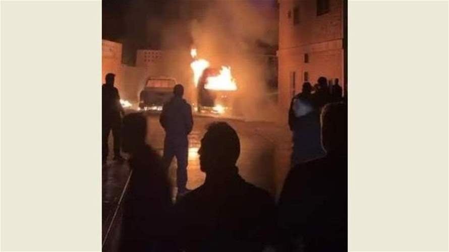 مجهولون أحرقوا مستوصف المحمرة في عكار... والنيران التهمت سيارات الإسعاف!