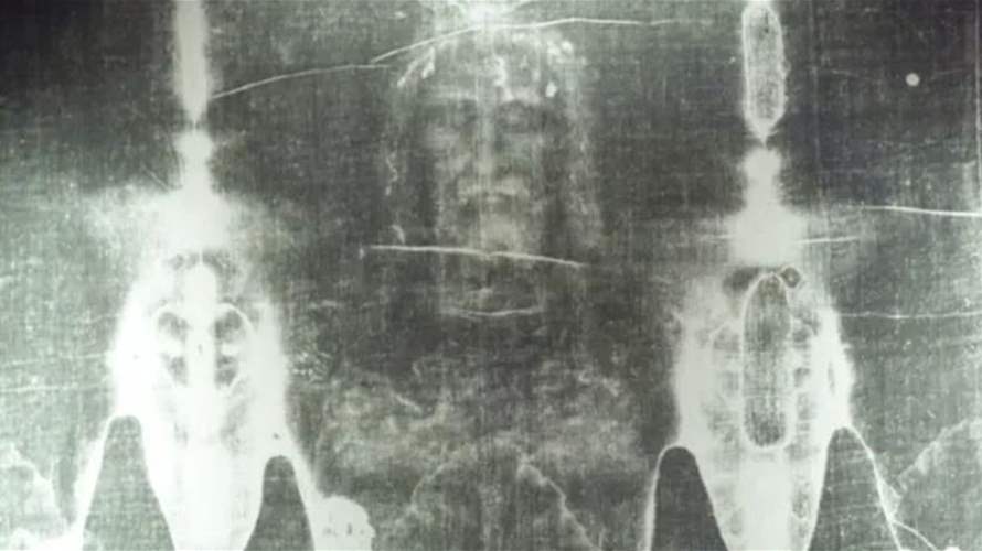 معجزة تحت مجهر الفيزياء... تجربة علمية حديثة تسعى لفك لغز "كفن تورينو"