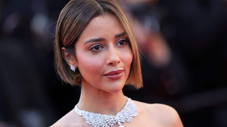 "قلبي يعتصر ألمًا لما يحدث"... بلقيس تغني لبيروت: يبدو أن القدر يأبى إلا أن يُكتب على لبنان وشعبه الحزن والشقاء