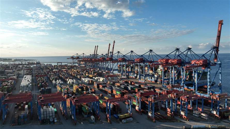 مرفأ بيروت يفتح أبوابه استثنائياً يومي السبت والاثنين لضمان استمرارية الحركة التجارية