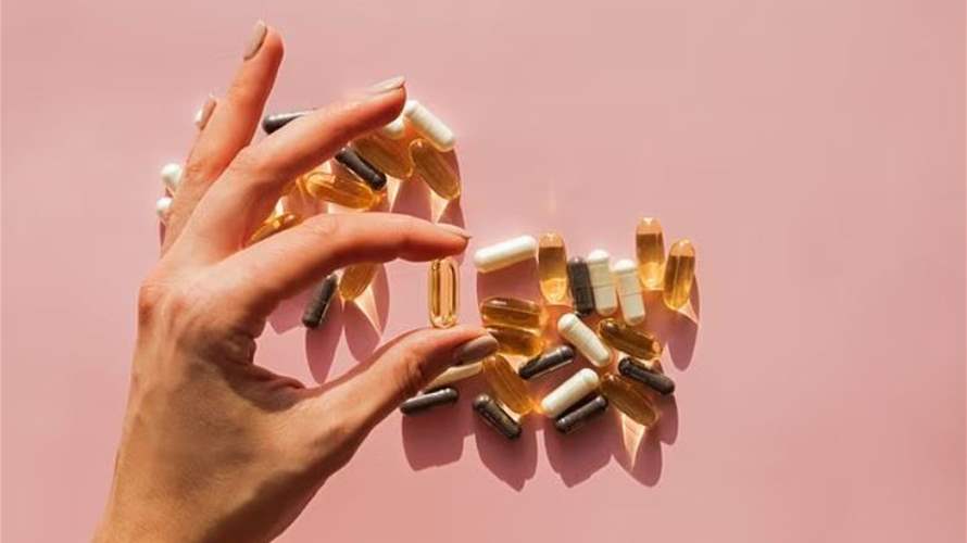 خبيرة تحذّر من "تداخلات خطيرة": مكملات غذائية لا يجب تناولها معاً أبداً!