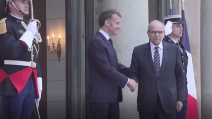 PM Salam arrives at Élys&eacute;e Palace for meeting with French President