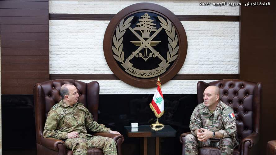 قائد الجيش بحث ونائب رئيس أركان الجيش الفرنسي في التعاون والتطورات الإقليمية