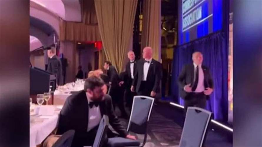 من أجواء احتفالية إلى إطلاق نار وذعر… هذا ما حصل خلال حفل عشاء مراسلي البيت الأبيض بحضور ترامب