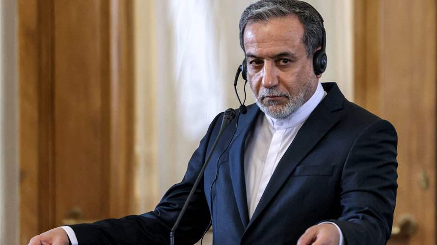 وزير الخارجية الإيراني: أمن مضيق هرمز "مسألة عالمية مهمة"