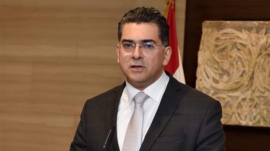 وزير الاعلام سلم السفير الفرنسي نسخة من المذكرات الاحتجاجية حول حماية الصحافيين