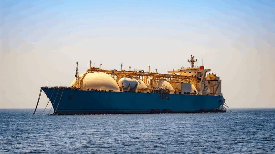 ناقلة محملة بالغاز الطبيعي المسال تخرج من الخليج لأول مرة منذ إغلاق هرمز 
