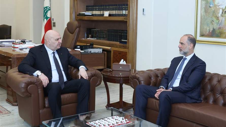 وزير الأشغال العامة والنقل فايز رسامني اطلع رئيس الجمهورية العماد جوزاف عون على عمل الوزارة في الظروف الراهنة لاسيما الحركة في مطار رفيق الحريري الدولي ومرفأي بيروت وطرابلس والإجراءات المتخذة لاستمرار العمل في المرافق البحرية والجوية