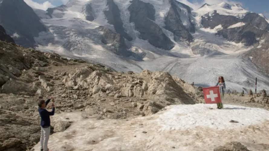 تحذير خطير: أوروبا "تحترق" أسرع من العالم... موجات حر وحرائق وجليد يذوب بوتيرة مقلقة