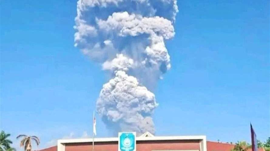 ثلاثة قتلى بعد ثوران بركان في شرق إندونيسيا