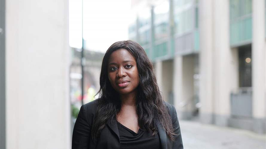 First UK junior minister resigns calling for Starmer to quit