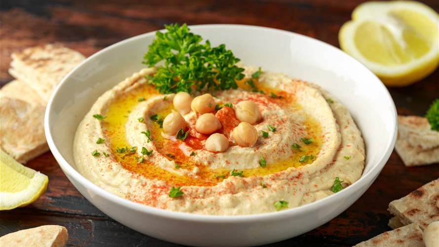 في اليوم العالمي للحمص... إليكم حكاية طبق عمره 9 آلاف عام: هكذا أصبح رمزًا عالميًا للمطبخ اللبناني والشرقي