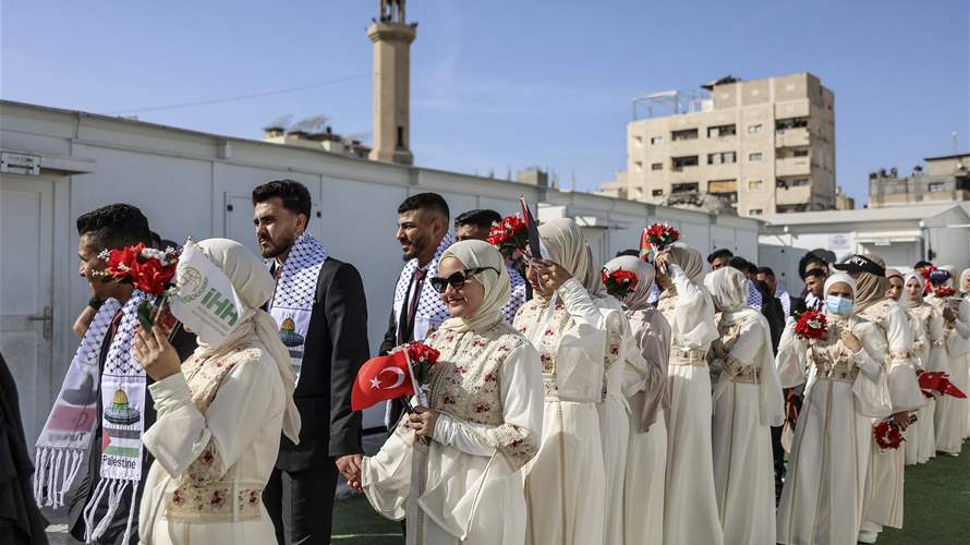 رغم كل شيء... حفل زفاف جماعي في غزة (صور)