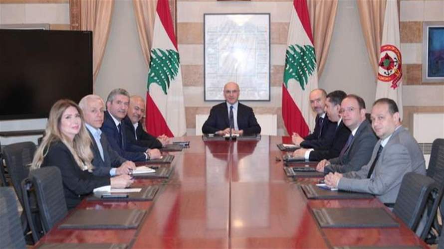 وزير الداخلية عقد لقاءً مع المحافظين: نعمل مع رئاسة الحكومة ووزارة المالية على تأمين الدعم والتمويل اللازم للبلديات