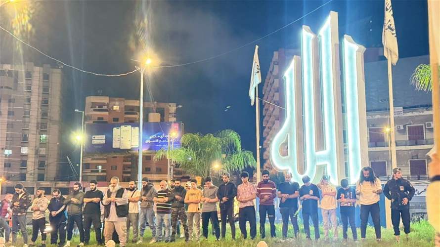 لجنة أهالي الموقوفين الاسلاميين في السجون قطعت طريق طرابلس - بيروت والجيش أعاد فتحها