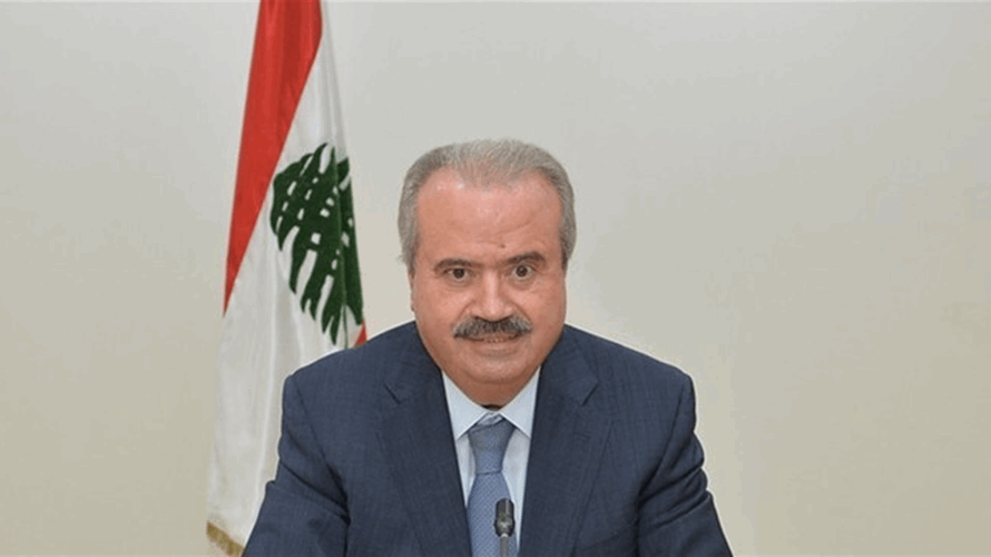 جابر عرض وسفير الكويت للعلاقات بين البلدين والمتجدات في لبنان والمنطقة واستقبل كاريه
