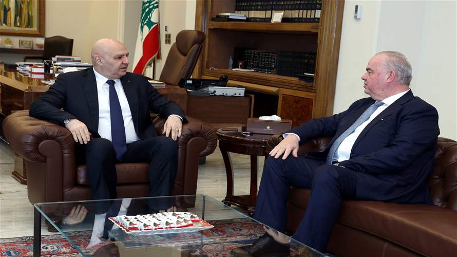 شارل الحاج زار الرئيس عون: عرضت واقع الأضرار التي لحقت بالبنية التحتية لقطاع الاتصالات في جنوب لبنان