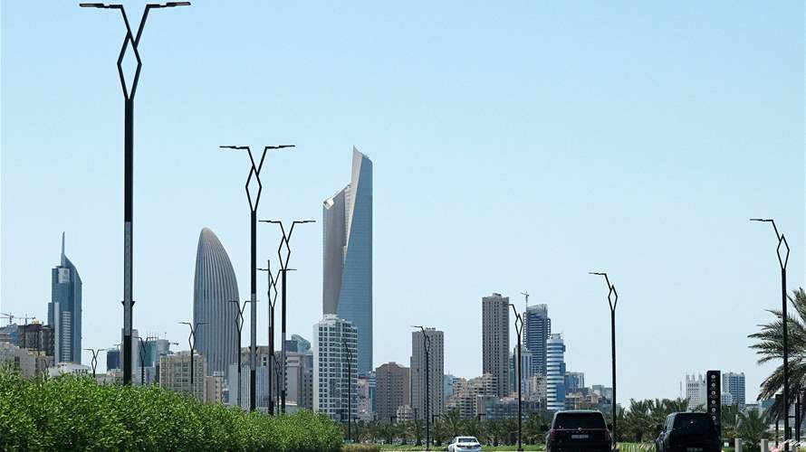 UAE calls for united Gulf stance after attacks on Kuwait, Bahrain