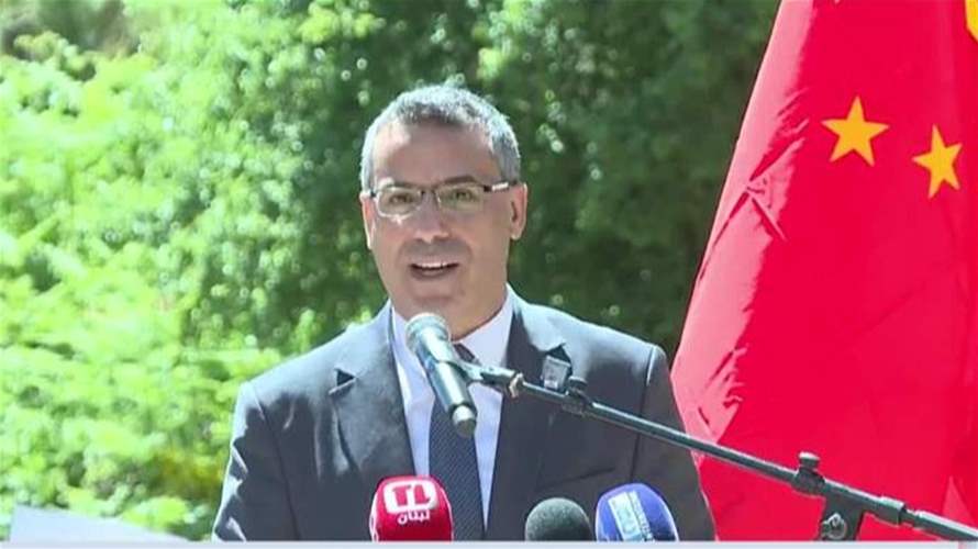 في قرنايل... وزارة الزراعة تسلّمت مسيّرات زراعية كهبة من جمهورية الصين الشعبية