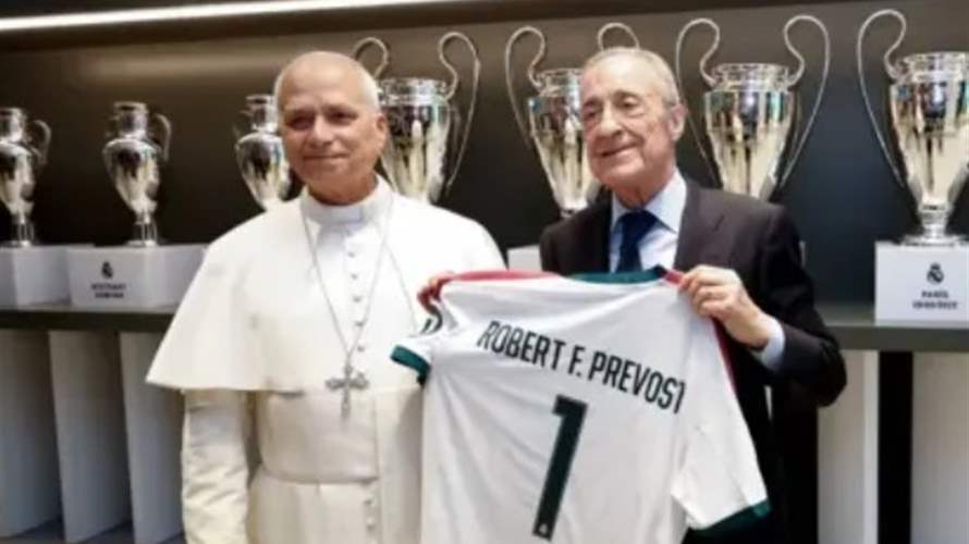 البابا "المدريدي" في البرنابيو... أكثر من 70 ألف شخص يشهدون لقاء لاوون الرابع عشر وفلورنتينو بيريز