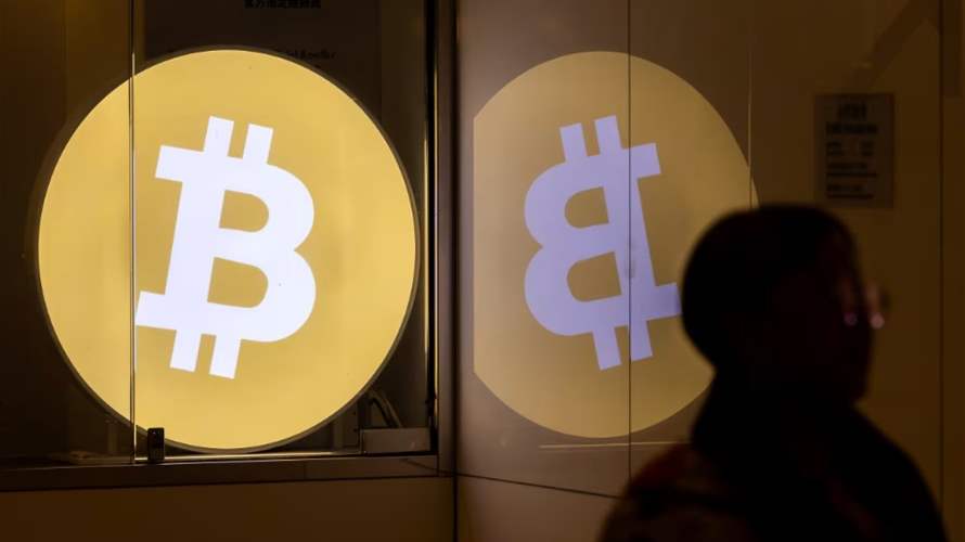 أكثر من تريليون دولار تبخرت... ومحللون يشرحون: هذا ما يحدث للبيتكوين