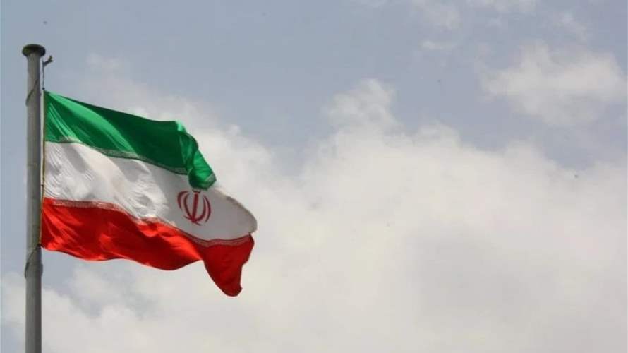 عشرات الأشخاص تظاهروا أمام مقر لوزارة الخارجية الإيرانية مندّدين بالاتفاق المرتقب مع الولايات المتحدة