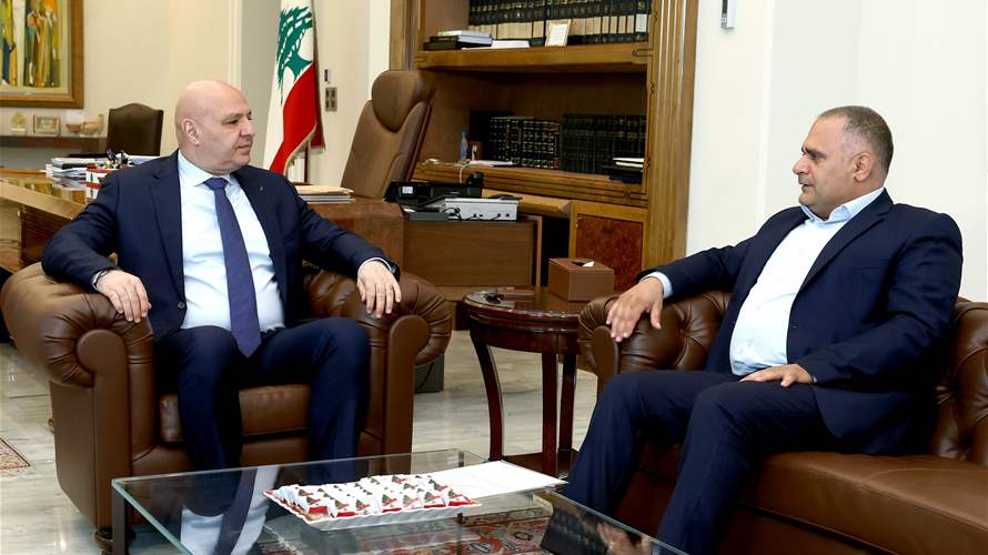 مسعد من بعبدا: لدعم رئيس الجمهورية في مساعيه الدائمة لوقف الحرب 